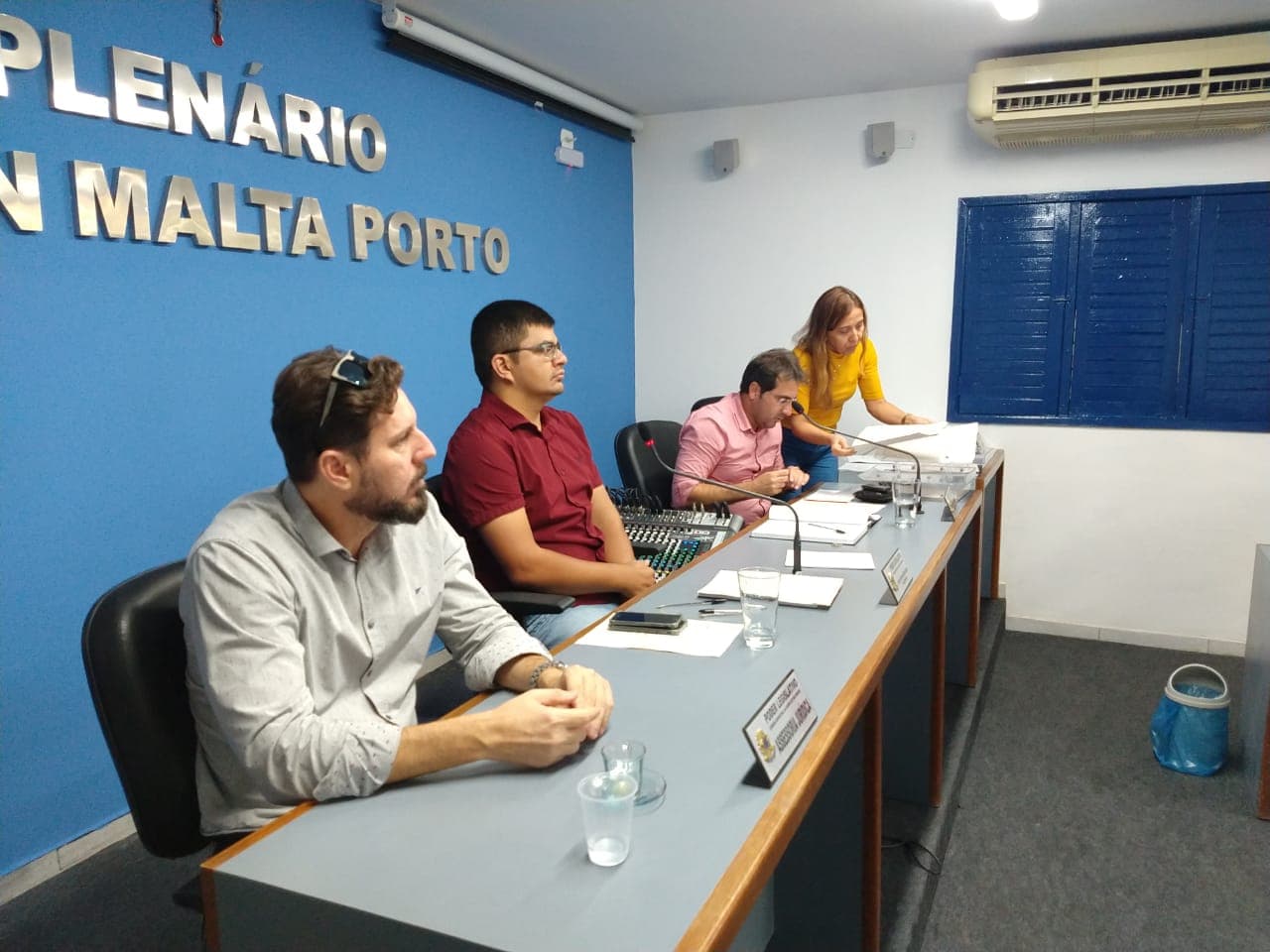 Imagem da notícia: Vereadores Enviam Requerimentos Pedindo Melhorias Nos Serviços Para A População Da Barra